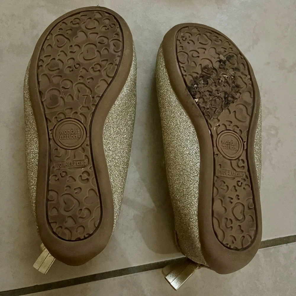 3 Pairs of 7M Girls Shoes